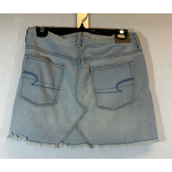 American Eagle Skirt Womens Size 6 Blue Distressed Light Wash Raw Hem C12 + - Picture 2 of 6
